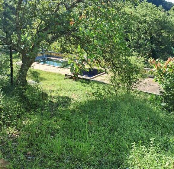 ユースホステル Pousada Sítio Santa Rita