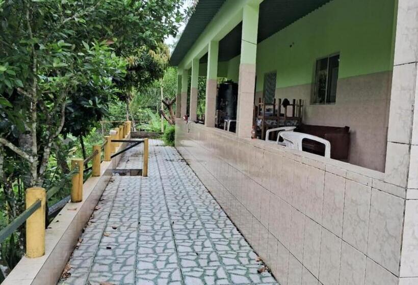 ユースホステル Pousada Sítio Santa Rita