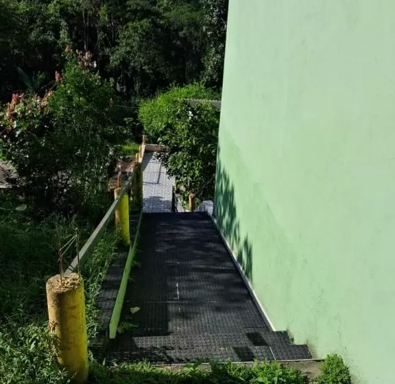 ユースホステル Pousada Sítio Santa Rita