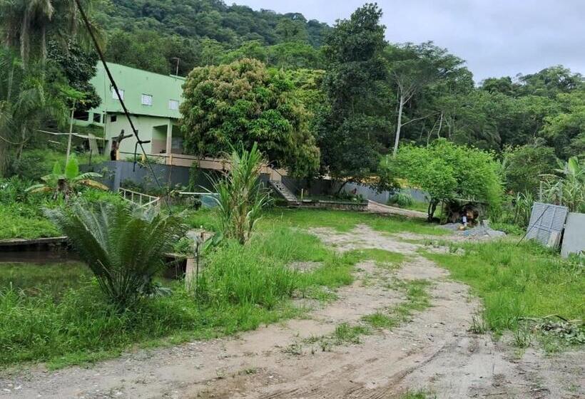 ユースホステル Pousada Sítio Santa Rita