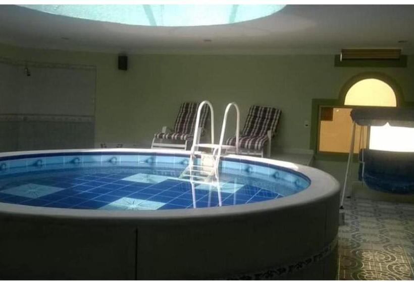 Aparta Hotel Plenitud