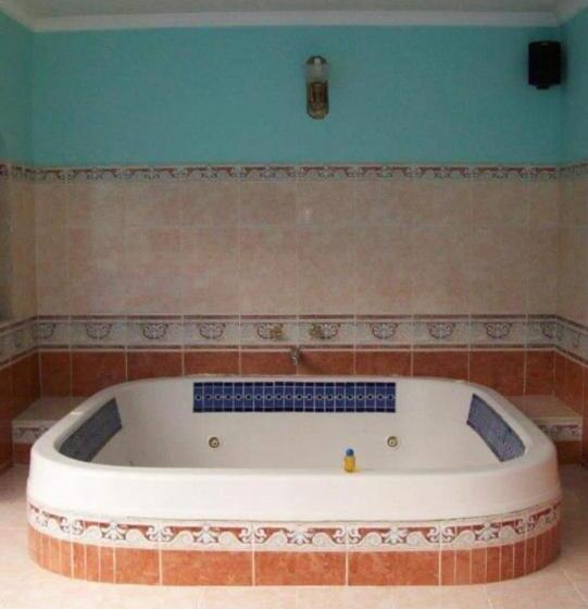 Aparta Hotel Plenitud