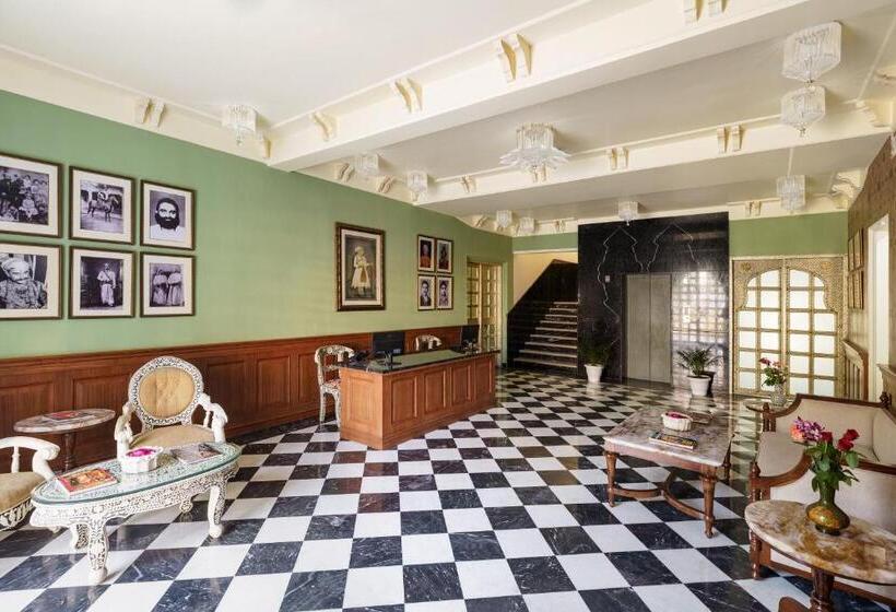 Отель Chunda Haveli