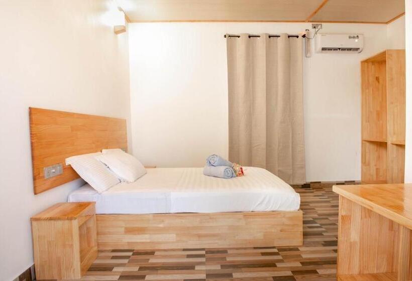 هتل Fulidhoo Hathaa Retreat