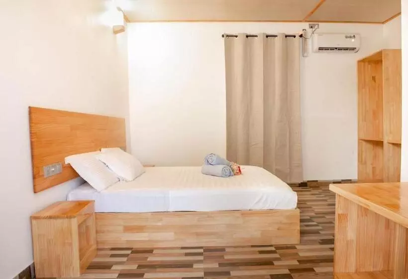 هتل Fulidhoo Hathaa Retreat