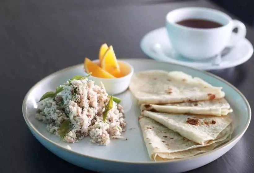 هتل Fulidhoo Hathaa Retreat