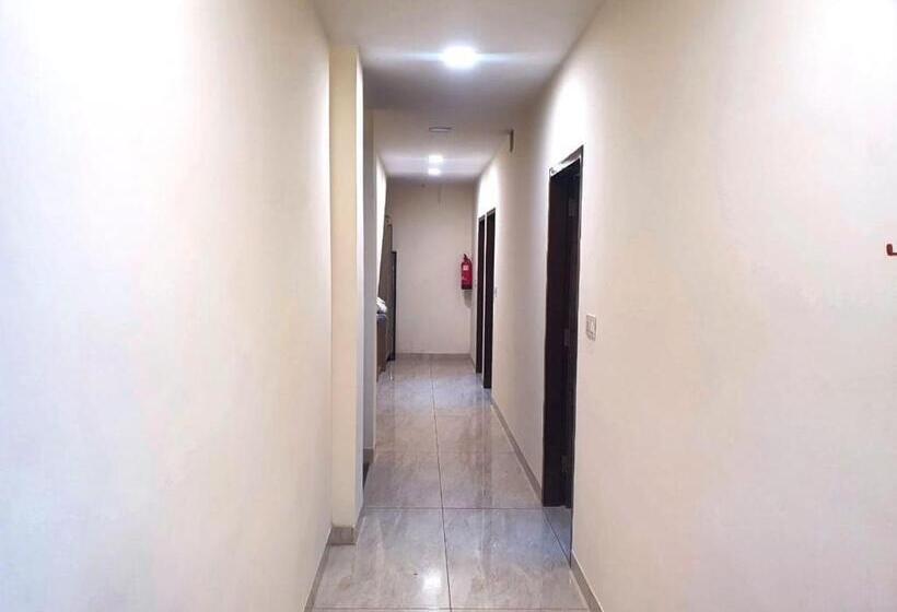 Hotelli Grand Park, Zirakpur