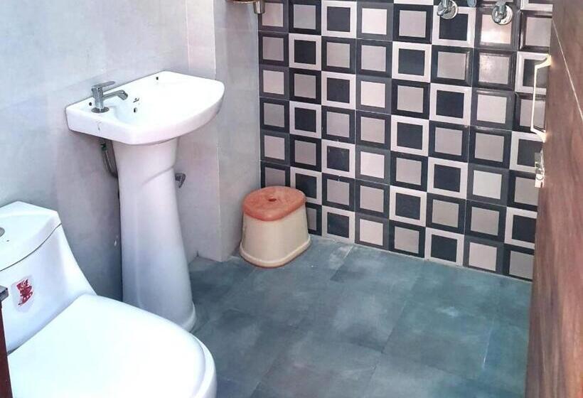 Hotelli Grand Park, Zirakpur