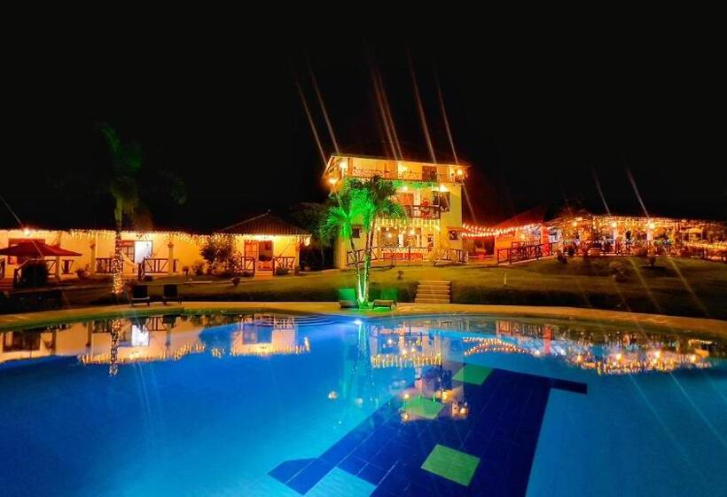 Hotel Kamelot Colonial