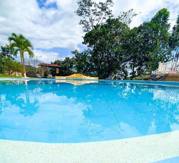 Hotel Kamelot Colonial