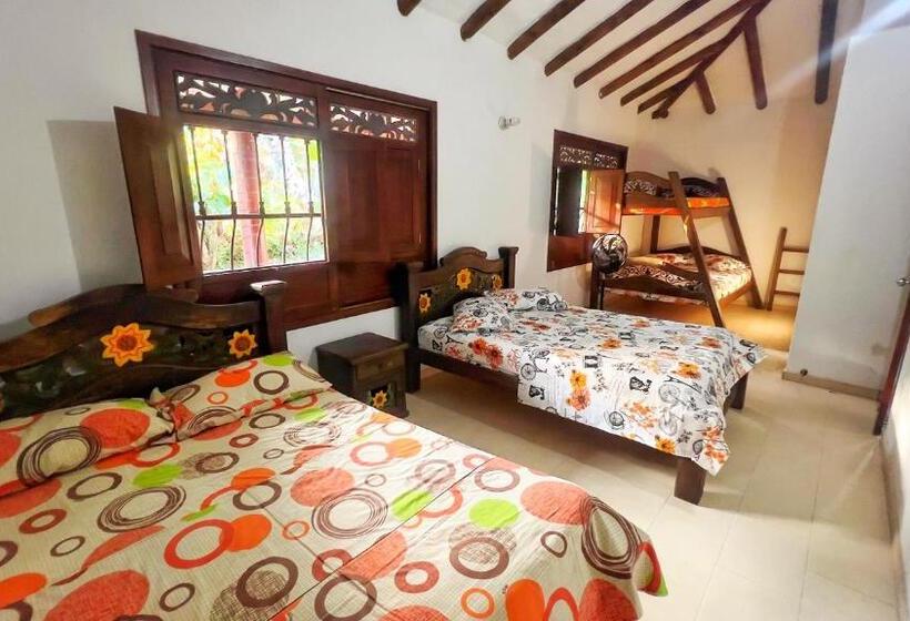 Hotel Kamelot Colonial