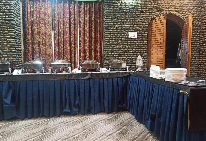 Hotel Sojourn Cottages Pahalgam