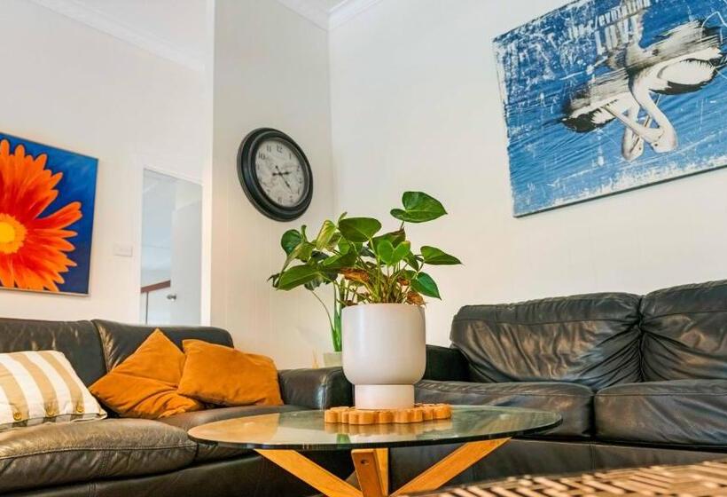 بنسيون Brunswick Riverfront Guest House