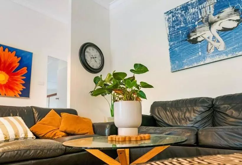 Majatalo Brunswick Riverfront Guest House