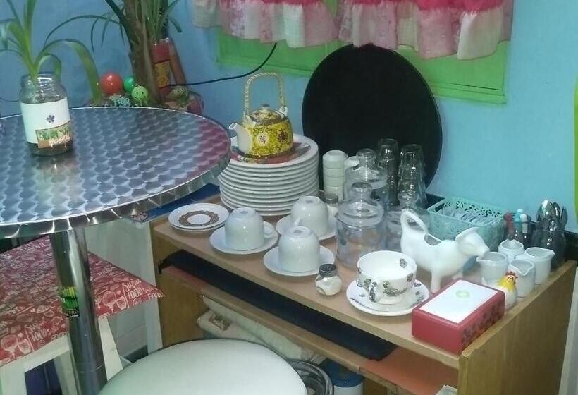 پانسیون Hostal Green House