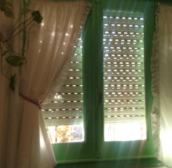 پانسیون Hostal Green House