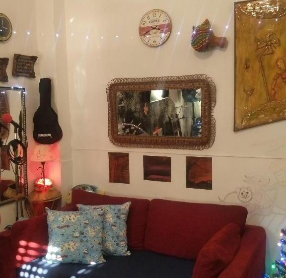 پانسیون Hostal Green House