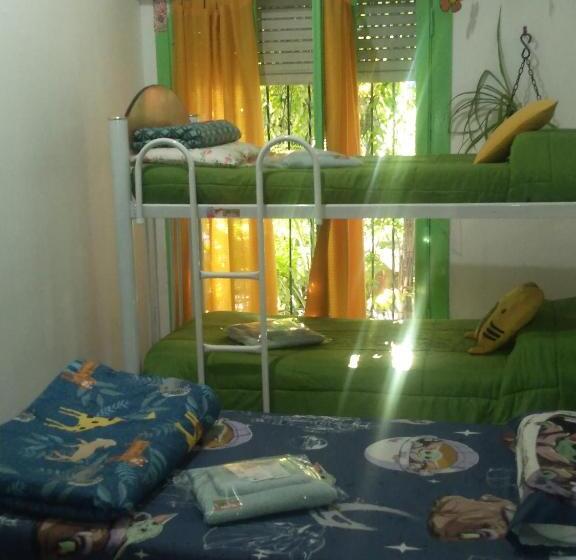 پانسیون Hostal Green House