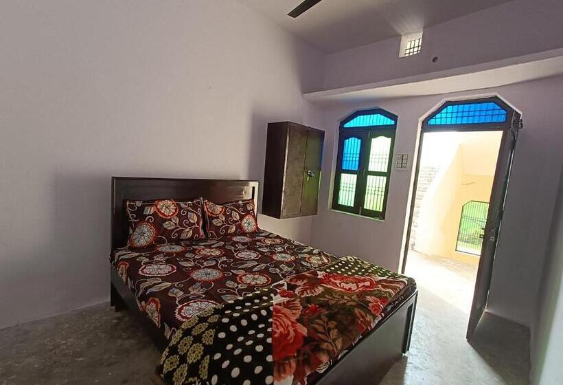 Pension (Hôtel basse catégorie) Raghav Guest House