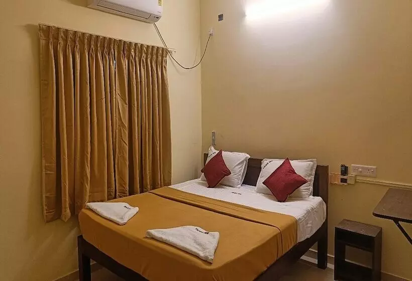 پانسیون Yoga Inn