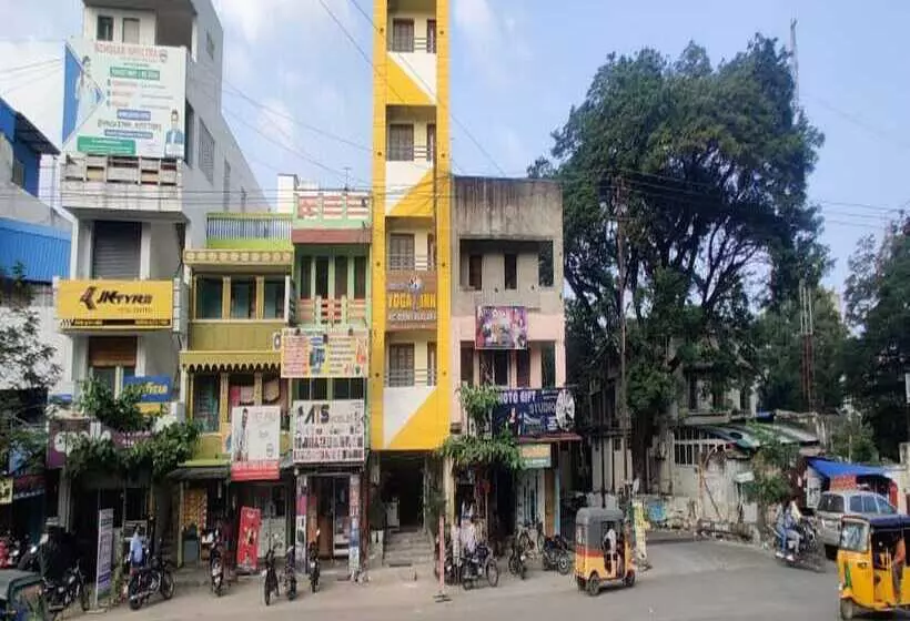 پانسیون Yoga Inn