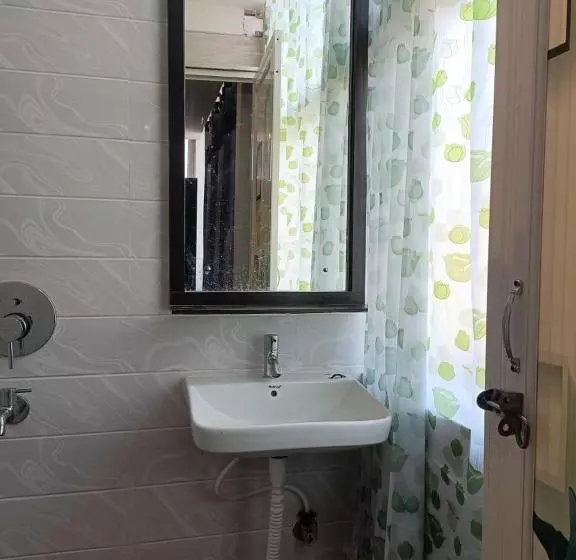 Arnnapurna Hotel & Resort