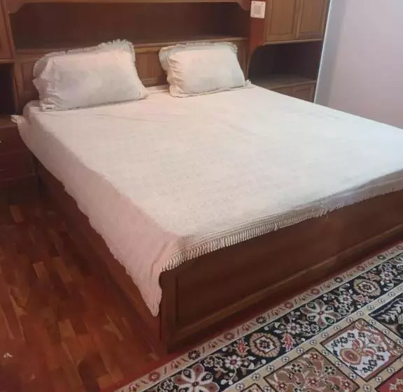 ベッドアンドブレックファースト Him Aaranya Home Stay Shimla