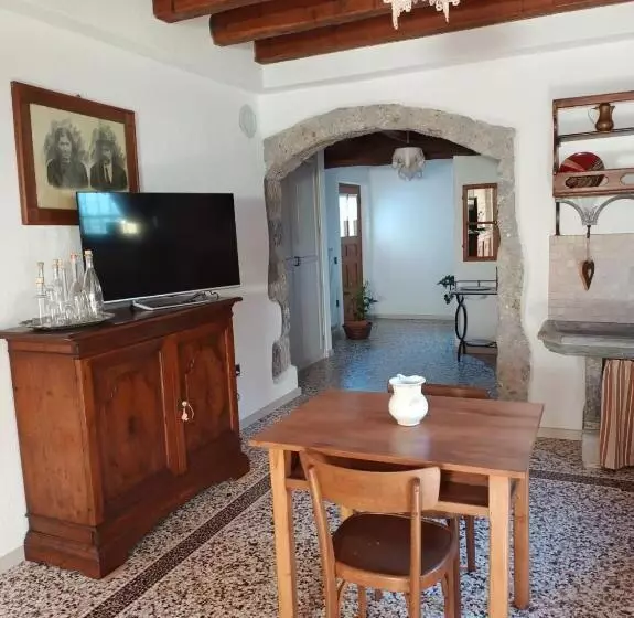 Aamiaismajoitus (B&B) La Farie