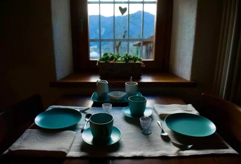 Aamiaismajoitus (B&B) La Farie