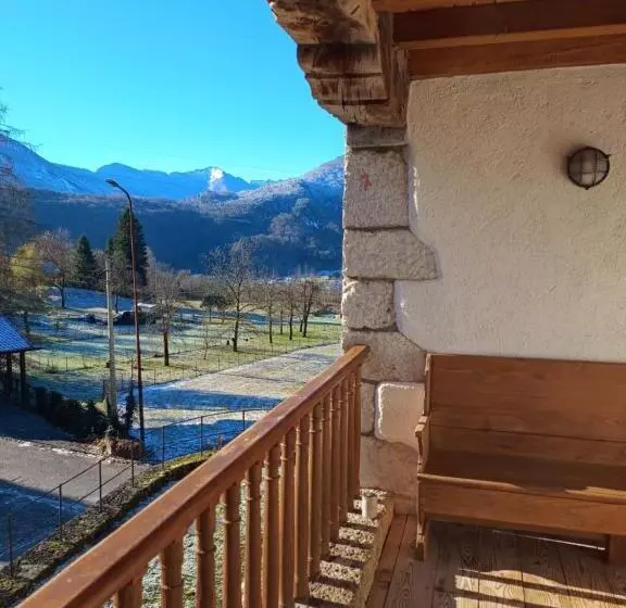 Aamiaismajoitus (B&B) La Farie