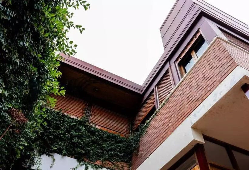 Casa Roble   B&b