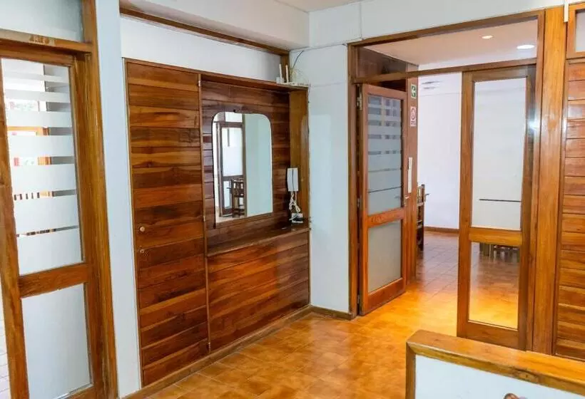 Casa Roble   B&b