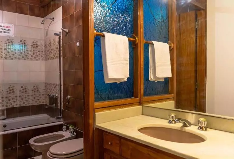 Casa Roble   B&b