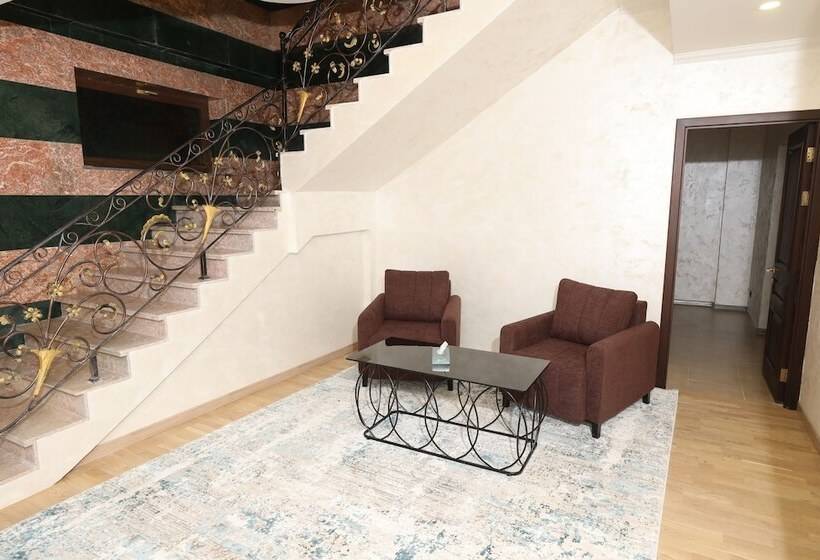 Eighty Eight Deluxe Hotel & Spa