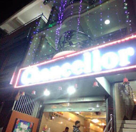 בית מלון כפרי Chancellor,bhubaneswar