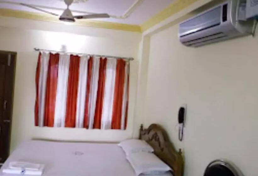 ホテル Chancellor,bhubaneswar