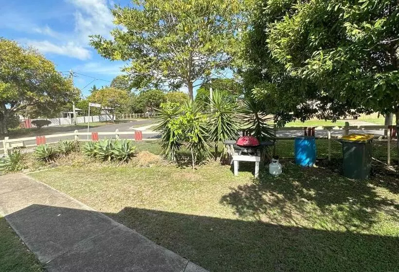 پانسیون Zen Escape Guest House  Hidden Little Gem, Funky Corner, Boutique Granny Flat
