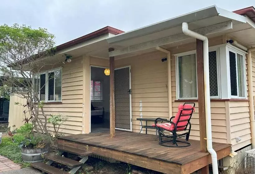پانسیون Zen Escape Guest House  Hidden Little Gem, Funky Corner, Boutique Granny Flat