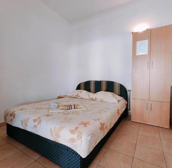 پانسیون Rooms And Apartments Matuško