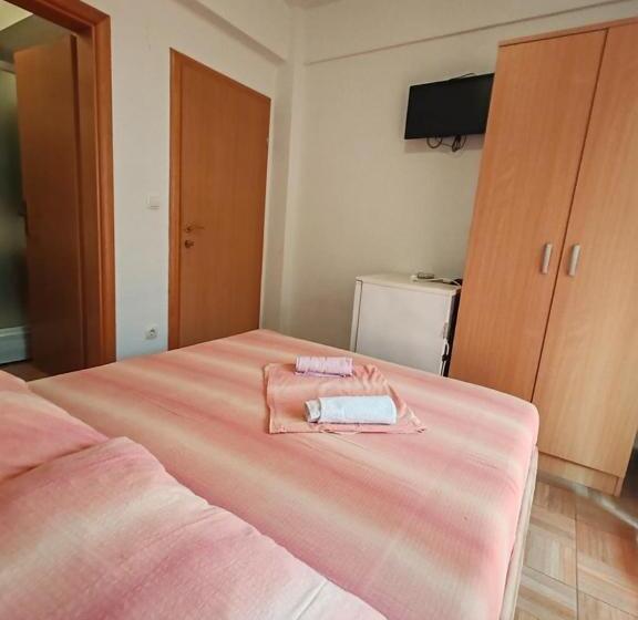 پانسیون Rooms And Apartments Matuško