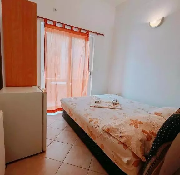 پانسیون Rooms And Apartments Matuško