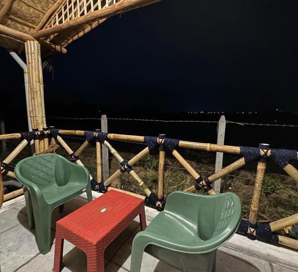 ペンション Vanya The Exotic World Resort