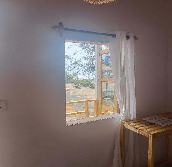 渡假胜地 Seaom Beach Huts And Tents