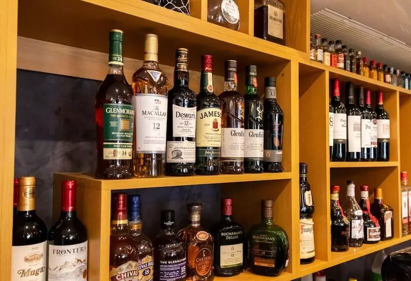 Habana Hotel Y Restaurante