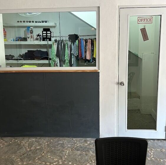 Hillmon S Hotel Bar Lounge