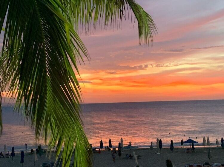 Hillmon S Hotel Bar Lounge