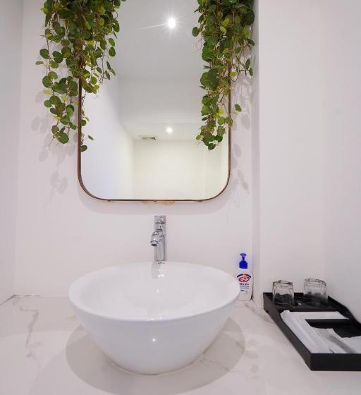 هتل 69 Boutique By Minova