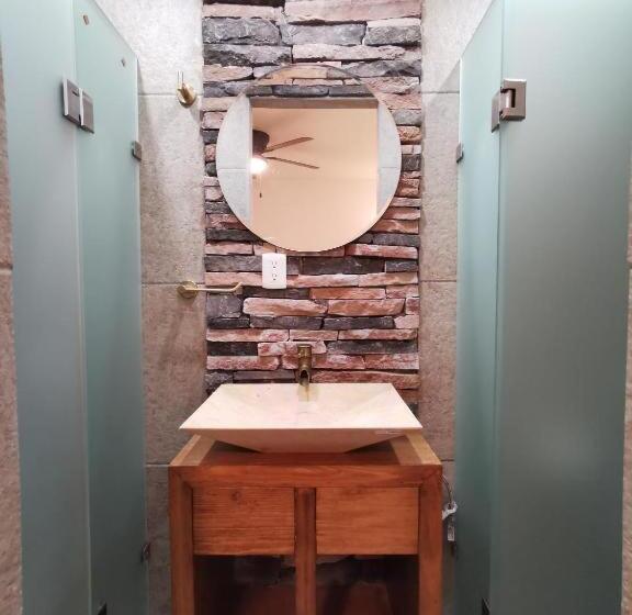 هتل کپسول Casa Posos