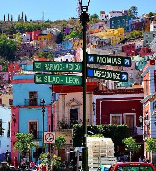 هتل کپسول Casa Posos