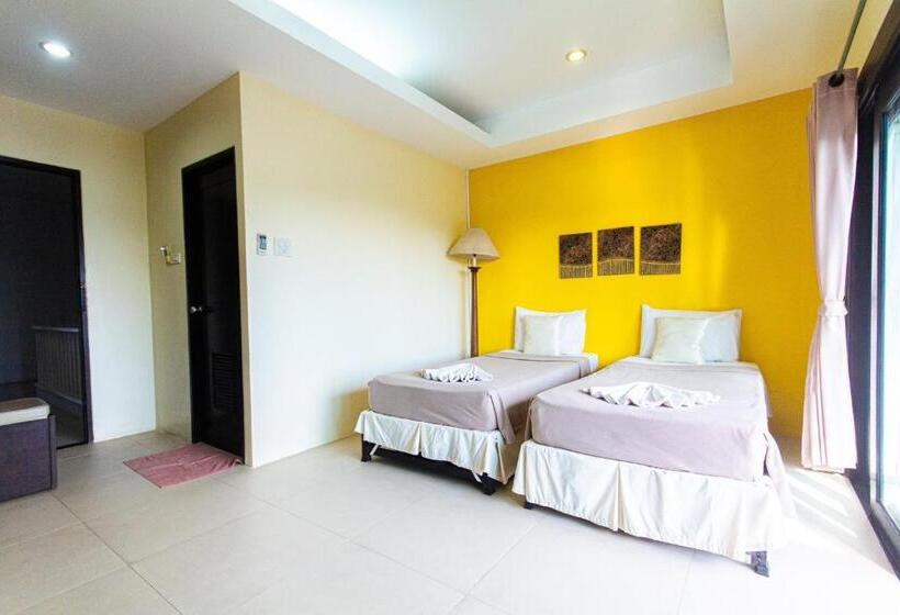 בית מלון כפרי Krabi More